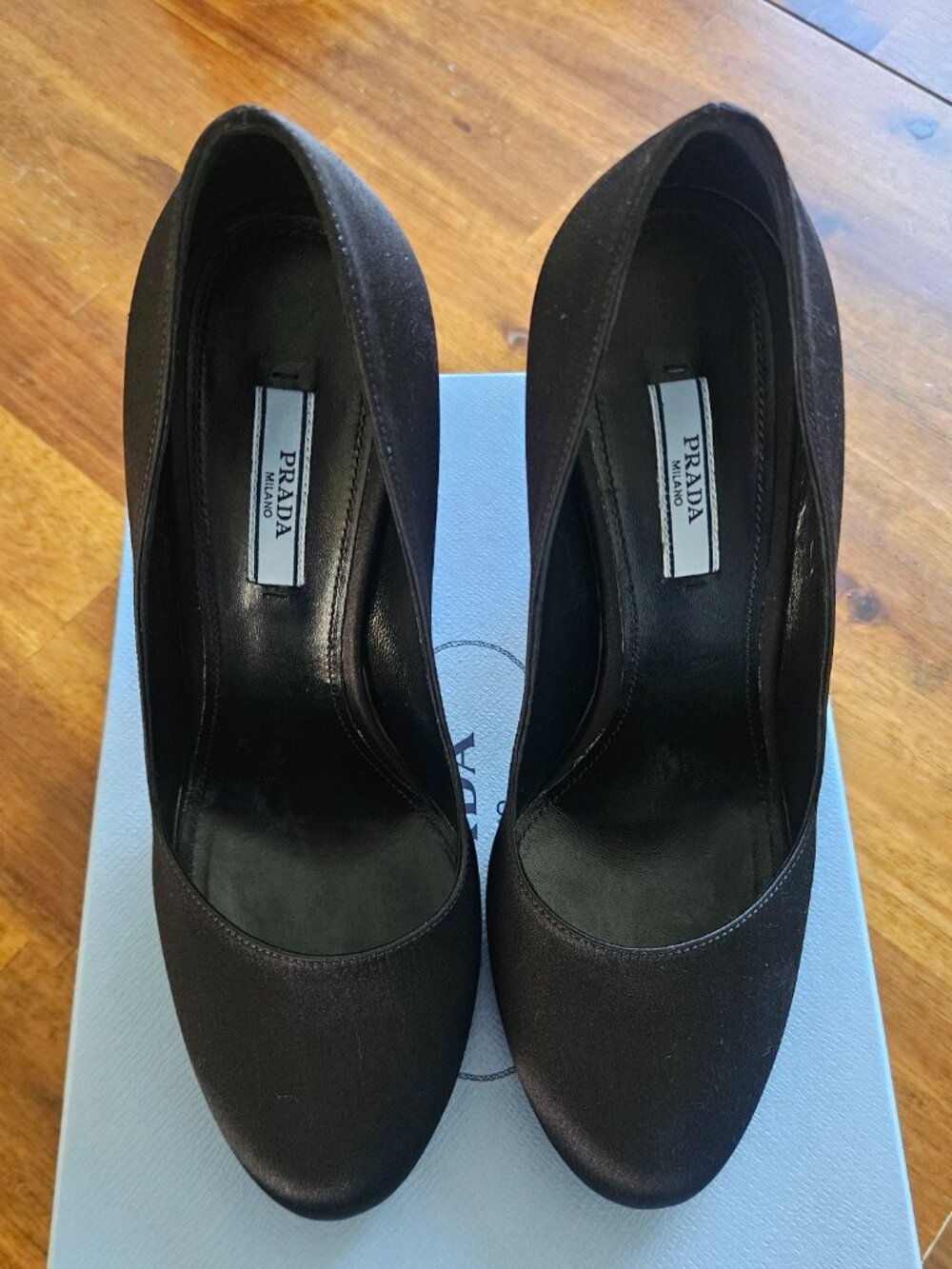 Prada Lightning Bolt Satin Pumps sz 38 - Picture 4 of 6